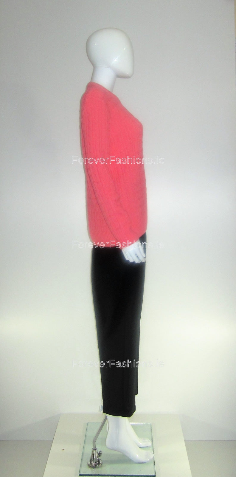 Coral Round Neck Cable Knit Jumper